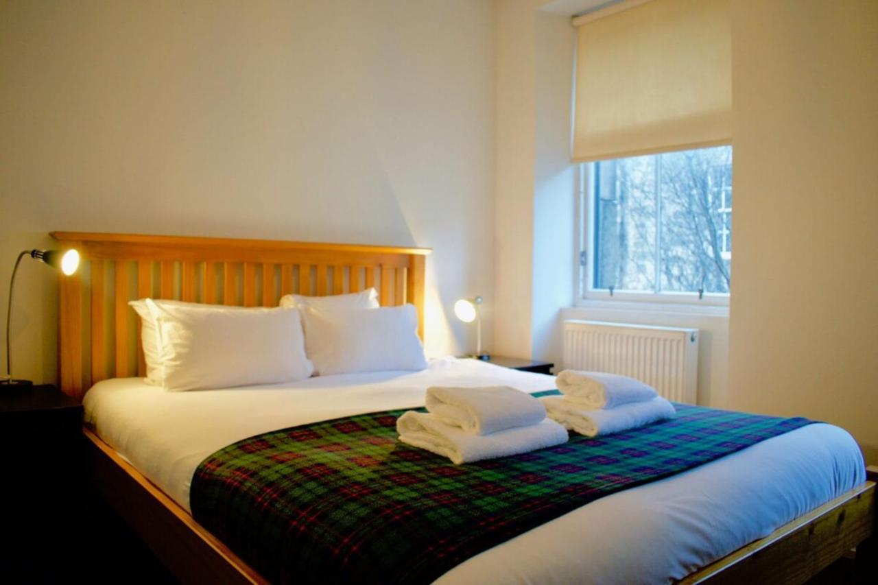 Central Apartment For The Fringe Edinburgh Luaran gambar