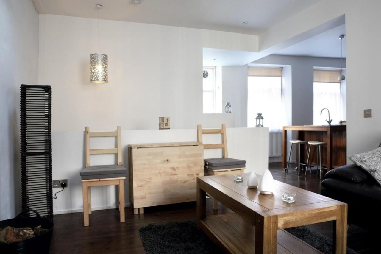 Central Apartment For The Fringe Edinburgh Luaran gambar